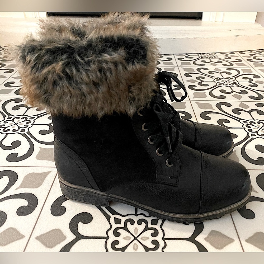 BOOTS!